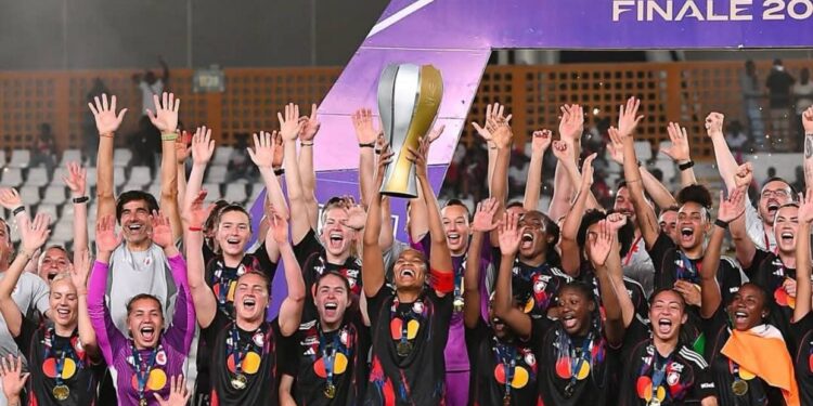 La finale du football féminin français : bien plus qu’un match, la Côte d’Ivoire racontée au monde