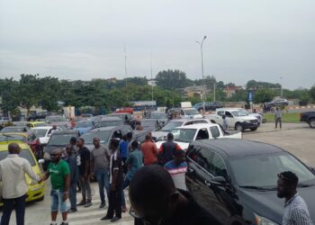 Côte d&rsquo;Ivoire/Visite technique des automobiles : pourquoi la fermeture des bancs mobiles pose problème