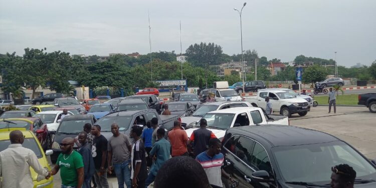 Visite technique des automobiles : pourquoi la fermeture des bans mobiles pose problème