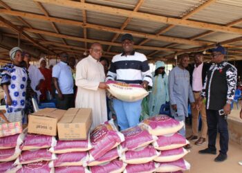 Tiassalé/Ramadan- Carême: Le député Alpha Sanogo apporte son soutien aux religieux et aux veuves