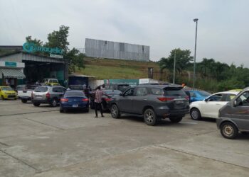 Fermeture des centres de contrôle technique : Automobilistes livrés à eux-mêmes, centres fixes débordés