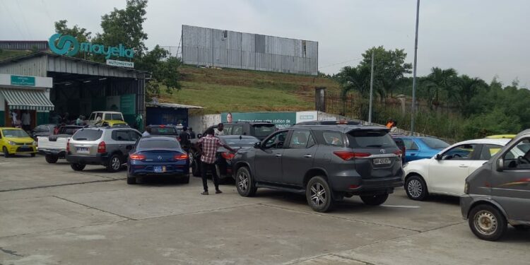 Fermeture des centres de contrôle technique : Automobilistes livrés à eux-mêmes, centres fixes débordés