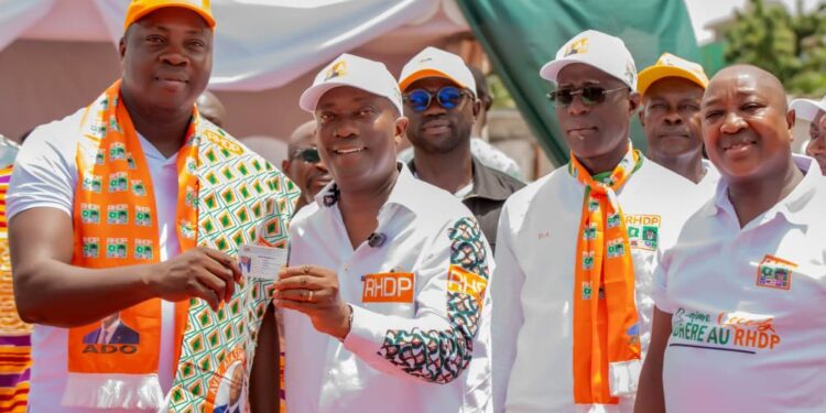 RHDP Cocody/ Danho Guy Roland rejoint le parti Houphouëtiste sous l&rsquo;impulsion d&rsquo;Éric Taba