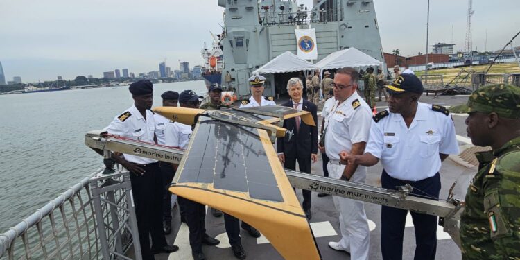 Coopération maritime : Un  navire de guerre espagnol fait escale à Abidjan