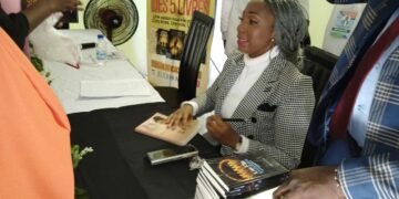Dédicace : Dr Meïté Mamonma présente 5 livres pour un meilleur éveil de conscience et épanouissement humain