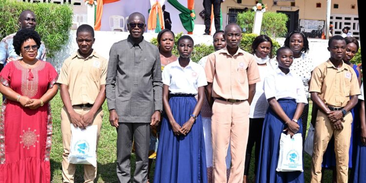 Bouaflé/Journée d’excellence au Collège Moderne Charles Koffi Diby : des élèves distingués et un voyage éducatif annoncé