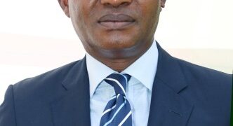 Décoration/CEI : Kigbafori Inza Koné fait chevalier dans l’Ordre du mérite ivoirien