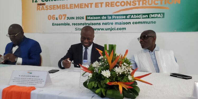 12e congrès de l&rsquo;UNJCI : le ministre Moulot appelle les journalistes à « faire preuve de maturité »