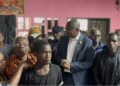 Déguerpissement à Koumassi Campement : Le Maire Balley aux côtés des familles touchées