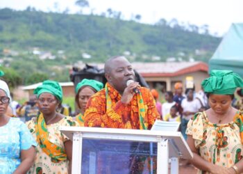 Fête des mères à Hiré-Village: Nixon Bado comble de nombreuses femmes