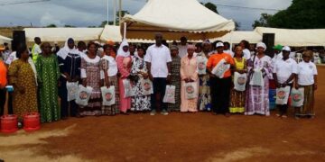 Yamoussoukro / 2e édition de la Fête des Mères : la Dream Team honore les mères de 11 quartiers et villages