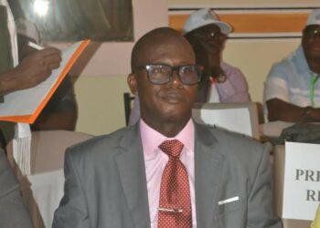 3e congrès du Syniadeci : le président sortant Koffi Oumar plaide pour plus d’infirmiers anesthésistes